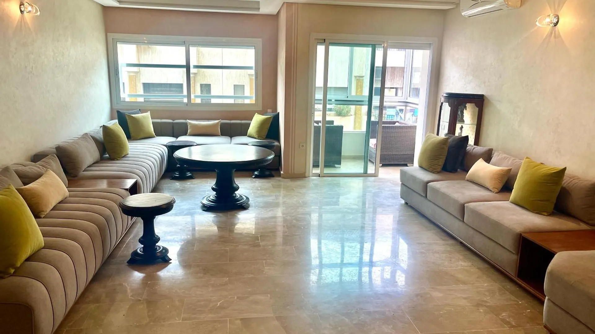 Bel Appartement Meuble Avec Wifi Fibre Optique Fes Morocco